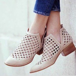 Jeffery Campbell Anthropologie Taggart Booties 10